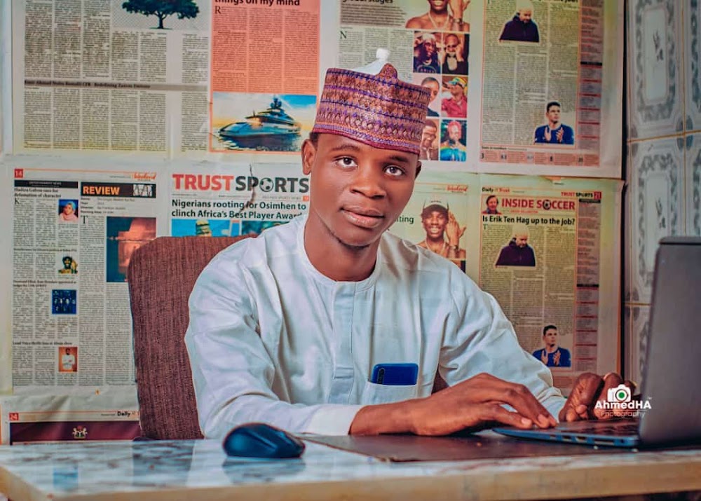 M Son graphics communication and POS photo 2